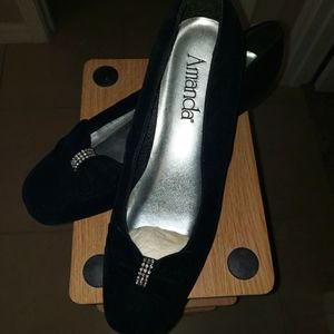 Black suede small heel with rhinestone